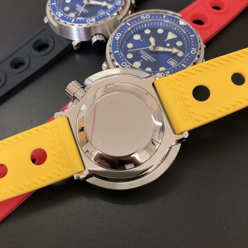 Steeldive Men Dive Watch 47.5mm Tuna Sport Automatic Mechanical Wristwatch 30Bar Waterproof Luminous NH35 Sapphire Ceramic Bezel