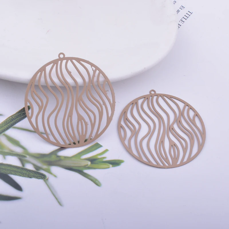 30 Stück Ab6568 35*37mm Filigrane Runde Anhänger für DIY-Schmuck- und Ohrringherstellung – Detail 10