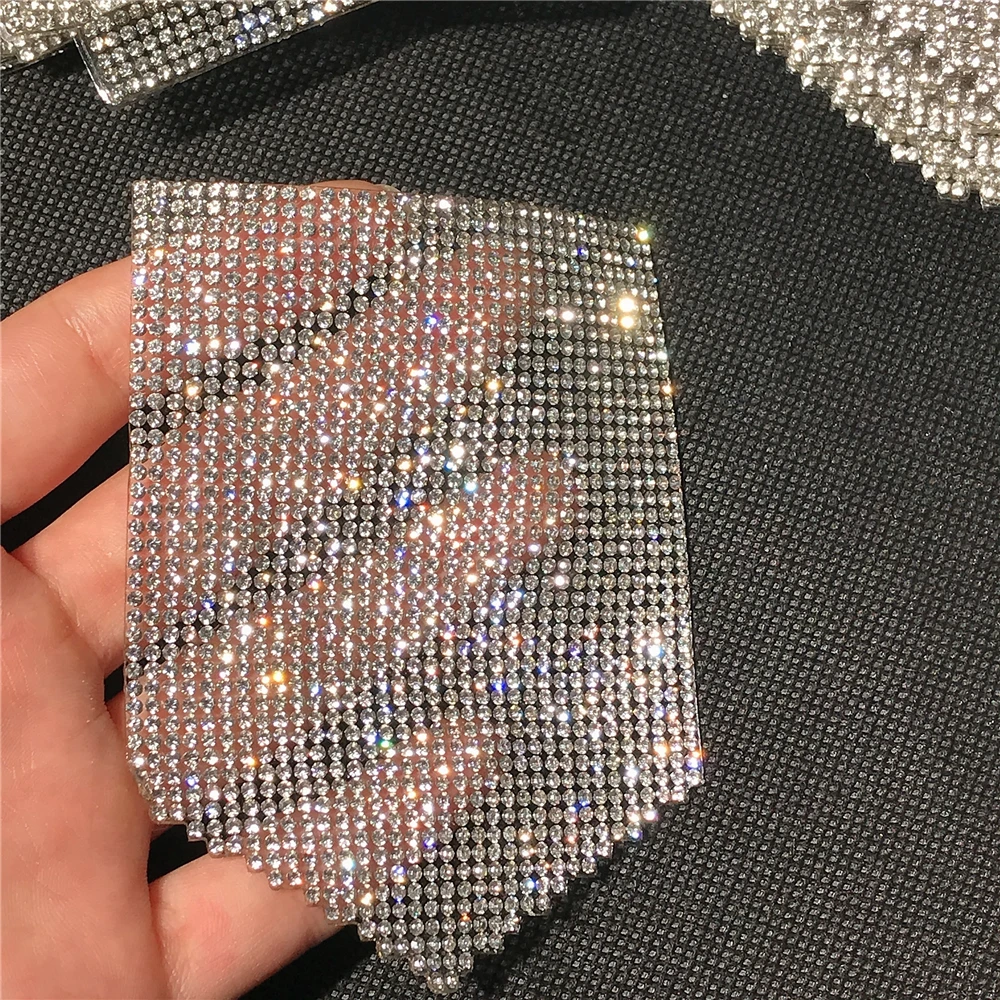 New Luxury Rhinestone Patches Bling Crystal Pocket Sticker Jean Applique Clothing Print Badge Heat Transfer Motif Diy Decoration