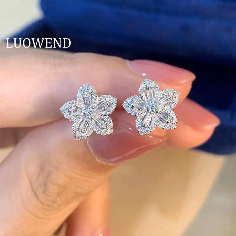 LUOWEND 100% Real 18K White Gold Stud Earrings Female Diamond Earring Engagement Party Jewelry Customize Star Shape Design