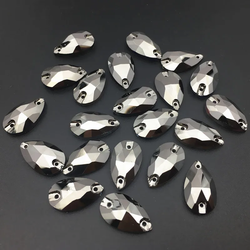 11x18mm Teardrop Jet Hematite Vetro Sew On Strass Pera 10.5x18 millimetri di Cucito Pietre per il FAI DA TE vestiti vestito Mestieri Arti