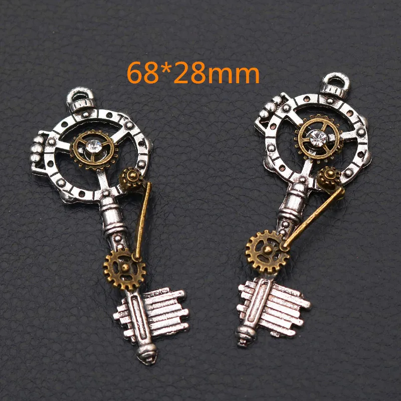 2pcs Retro 3D Key Pendants, 68 * 28mm Key Charms, Steampunk Charms, Handmade Rhinestone Charms, DIY Metal Crafts A2143