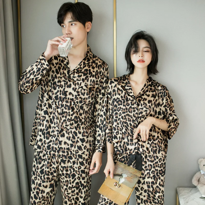 Autunno di Estate Coppia Pajamas Set Donne Degli Uomini Manica Lunga Pantaloni Lunghi Degli Indumenti Da Notte di Raso Della Stampa del Leopardo