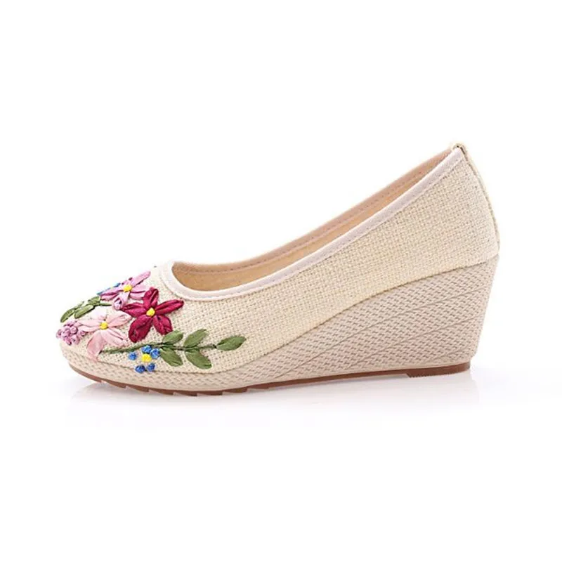 Slip-on Women Cotton Flax Flower Wedge Pumps Round Toe Ethnic High Heel Loafers for Ladies Vintage Dress Shoes Girl Pump Sandals