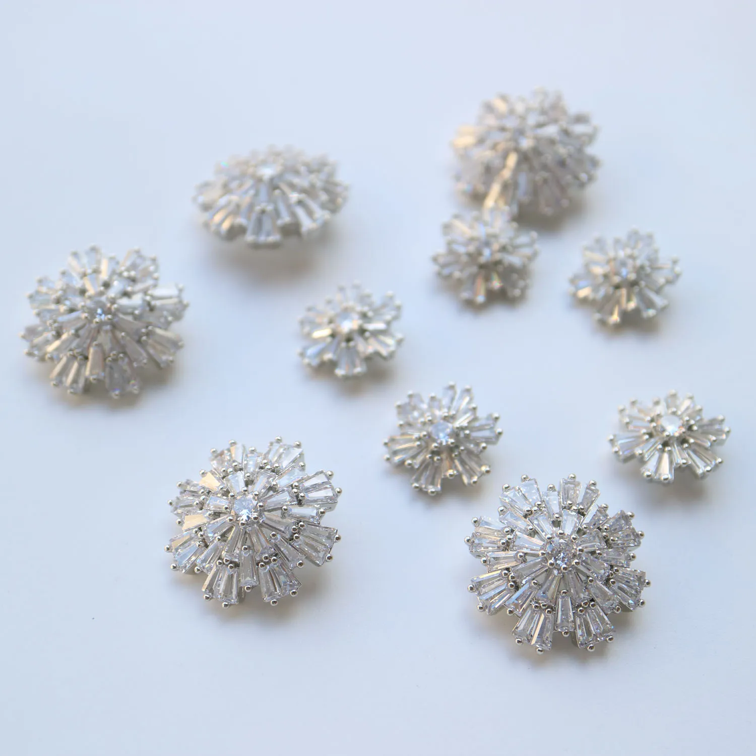 5pc/lot DIY crystal buttons Cubic zirconia button for coat Decorative CZ sewing buttons for cashmere Knit cardigan decoration