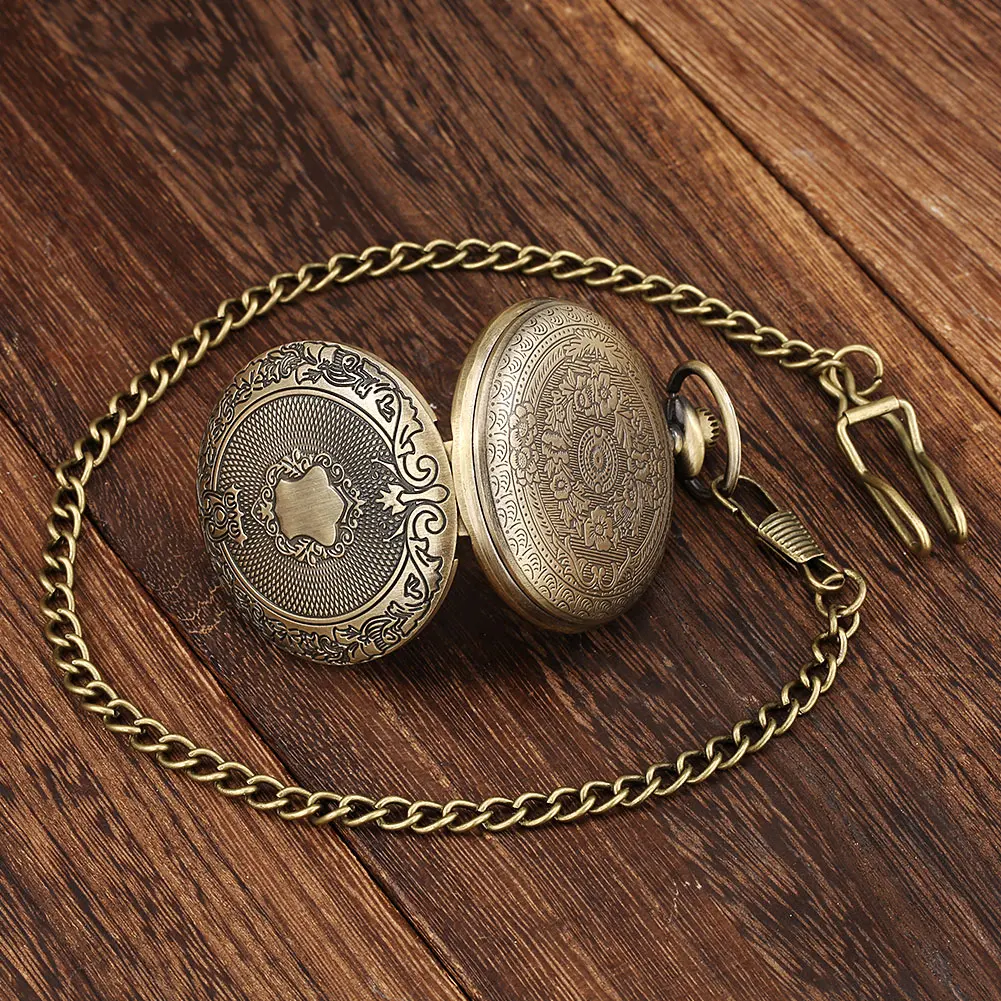 Roman Numerals Display Dial Exquisite Black/Silver/Bronze/Gold Quartz Pocket Watches Men Retro Pendant Clock with Pocket Chain