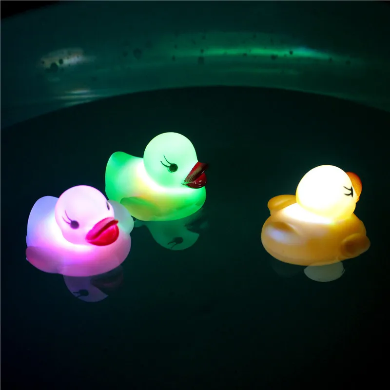 Baby Duck Bath Toys Kids Led Lighting Up Water Floating Toy Luminous Swim Rubber Ducks Toys For Children Classic Baby Water Toy