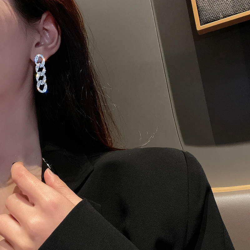 Shiny Luxury Rhinestone Dangle Earrings  Rhinestone Cuban Link Chain Earring Silver Color Chain Dangle Earrings Women\'s Jewelry