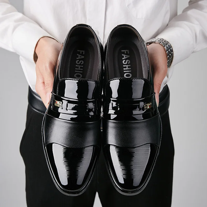 Summer Men Patent Leather Dress Shoes Men's Business Shoes Italian Style Fashion Men Shoes Male Footwear 2020 New ty67