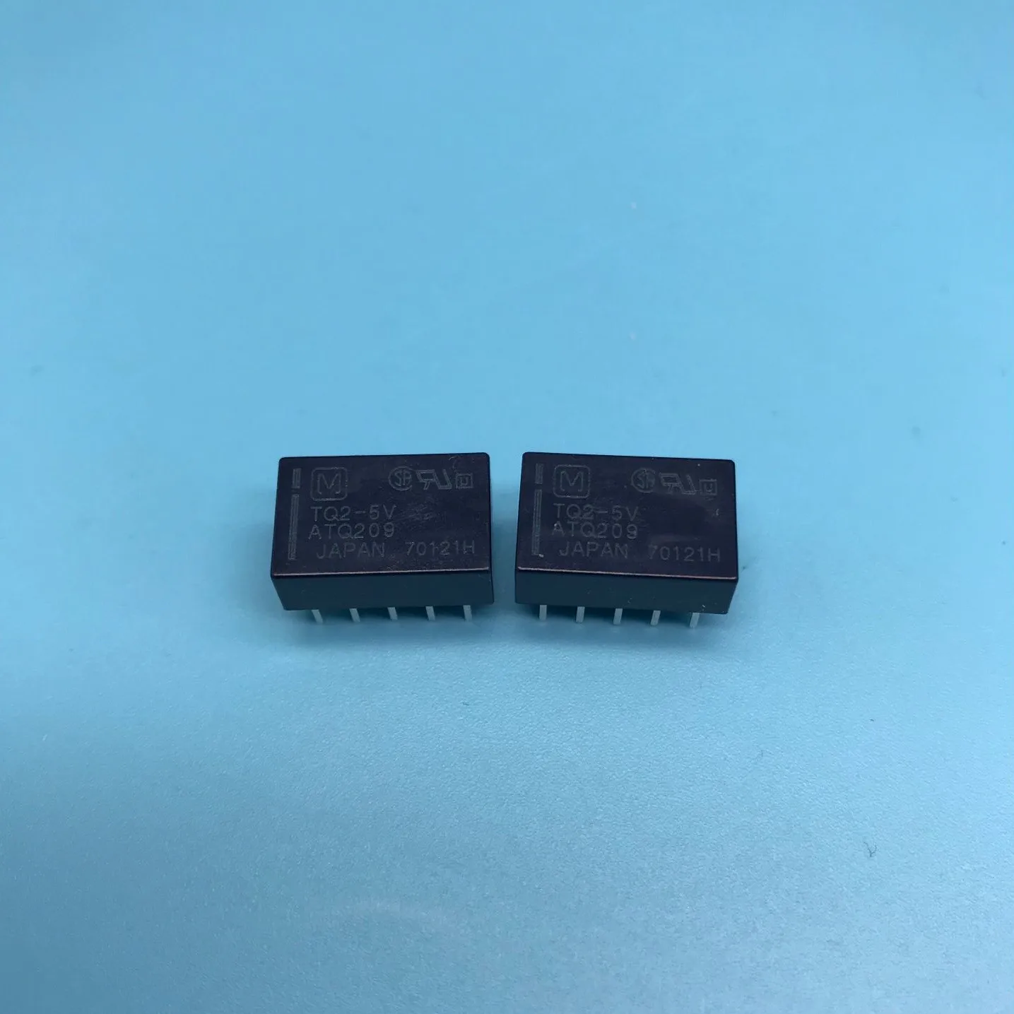 

Original TQ2-5V ATQ209 10pin TQ2-5VDC relays