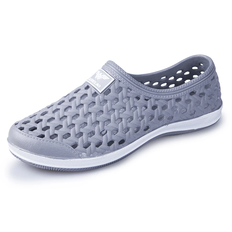 Summer Men Sandals Massage Clogs Outdoor Garden Shoes Male Pool Sandals Bathroom Flip Flops Swimming Beach Slippers