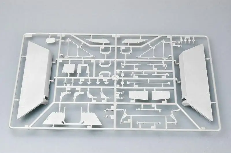 Trumpeter model kit 00378 1/35 German Geschutzwagen Tiger fur 17cm K72 tank