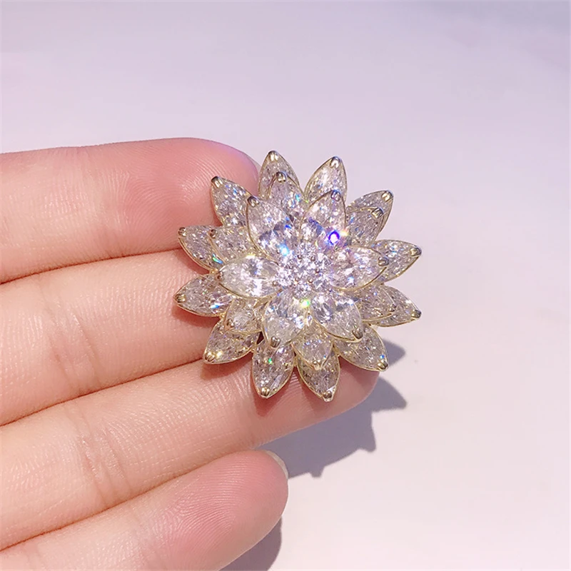 Beautiful Elegant Zircon Lotus Flower Brooches For Women Girl Yoga Jewelry Luxury Wedding Pins Luxury Lotus Blossom Broches