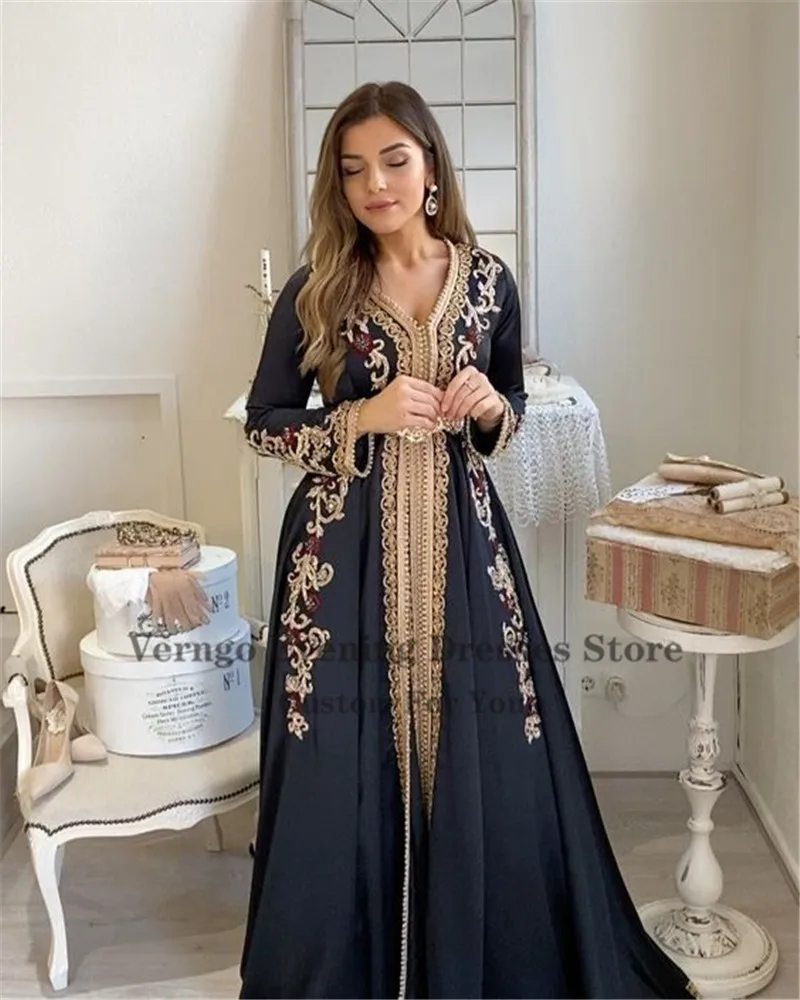 Verngo Moroccan Kaftan Evening Dress Long Sleeves Lace Pattern Embroidery Formal Dress Navy Blue Floor Length Outfit customized