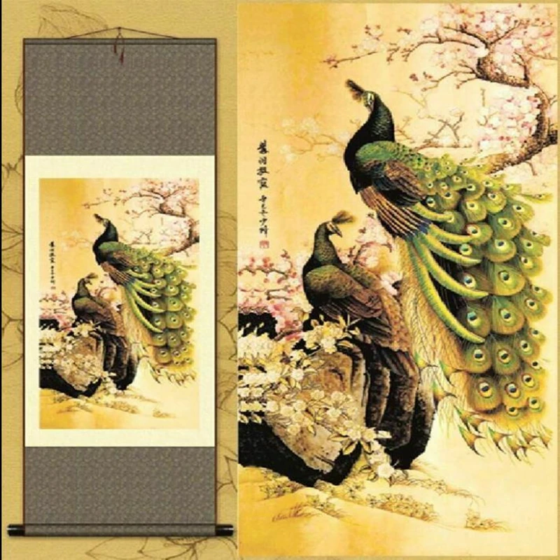 

1pc Home Decoration Traditional Chinese Silk Scroll Painting Peacock Gongbi Painting S149