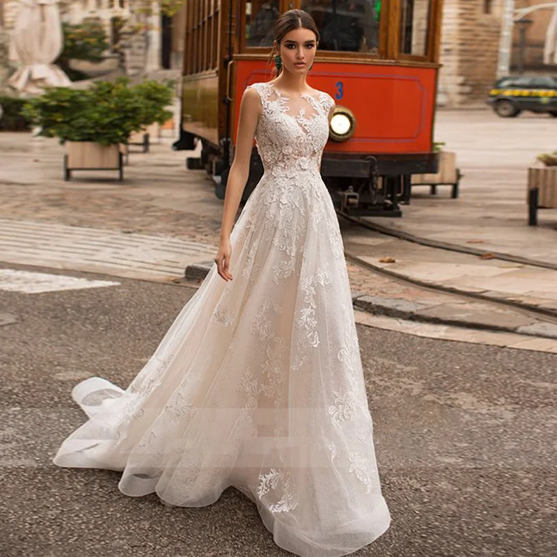 

Scoop Tulle Neckline Sleeveless A-line Wedding Dress with Fashion Lace Applique Illusion Button Back Court Train Bridal Dress