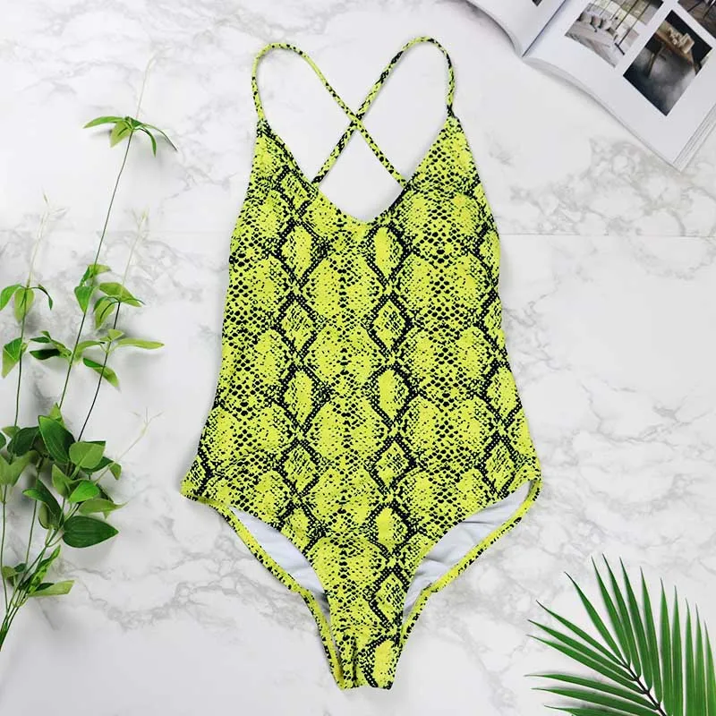 2022 women Swimwear Sexy high cut one piece swimsuit Backless swim suit Black White Red thong Bathing suit female Monokini 2741