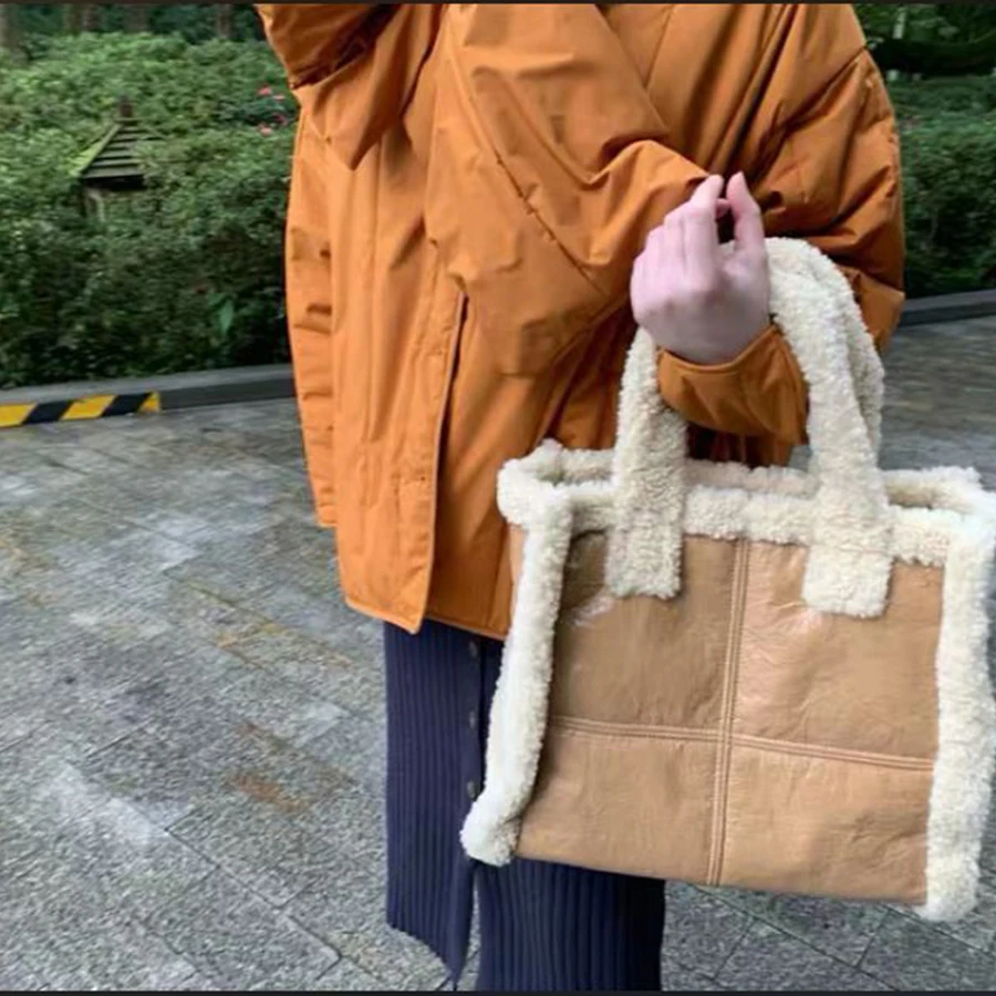 Fashion Lambswool Pu Tote Bag Women\'s Handbag Designer Plush Women Shoulder Bags Winter Luxury Small Purses Women Bags 2021 New