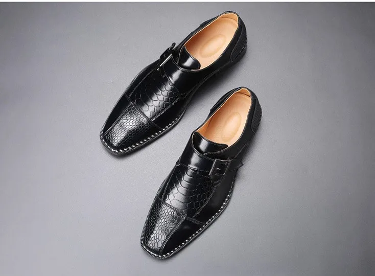 

New Italian High Quality Classic Leather Men Brogues Shoes Buckle Bullock Business Dress Men Oxfords Shoes Male Formal Shoes