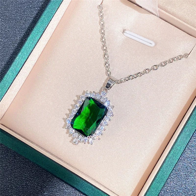 Huitan Luxus Quadrat grün cz Halskette Frauen Hochzeit Verlobung zubehör brillante Dame Halskette für Abend party Schmuck