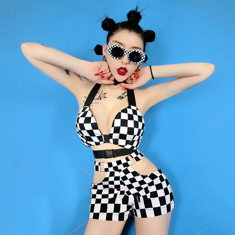 女性のコスチューム,dj,バー,ディスコ,レイブの衣装,ジャズダンスの服,ブラジャー,ショートパンツ,ポールダンス,dnv13135