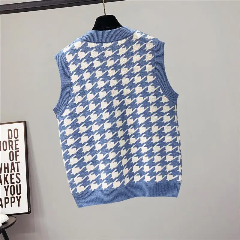 Sweater Vest Women Classic Simple Young V-neck Sleeveless Plaid Fashion Casual Knitted Spring Autumn Loose Femme Ladies Chic New