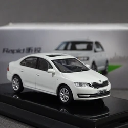 Diecast Alloy 1/64 Rapid 30th Anniversary Edition Set Gift Box White Car Model Classics Adult Souvenir Gift Static Display
