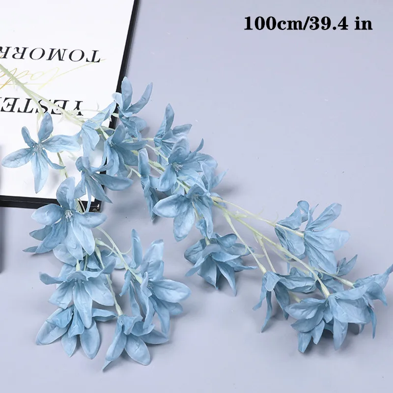 פרחי משי כחולים מלאכותיים לחתונה ועיצוב