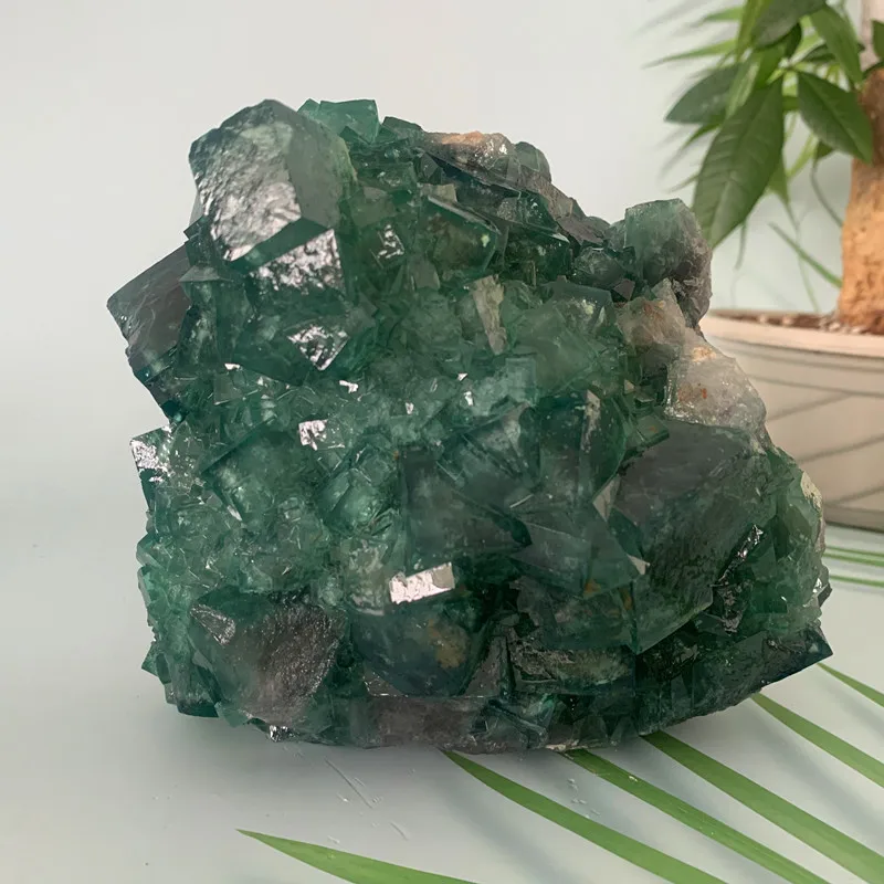 Natural stones Fluorite Crystals Mineral Samples Room Decoration Pyroemerald Witchcraft Supplies Spiritual Healing Heart Chakra