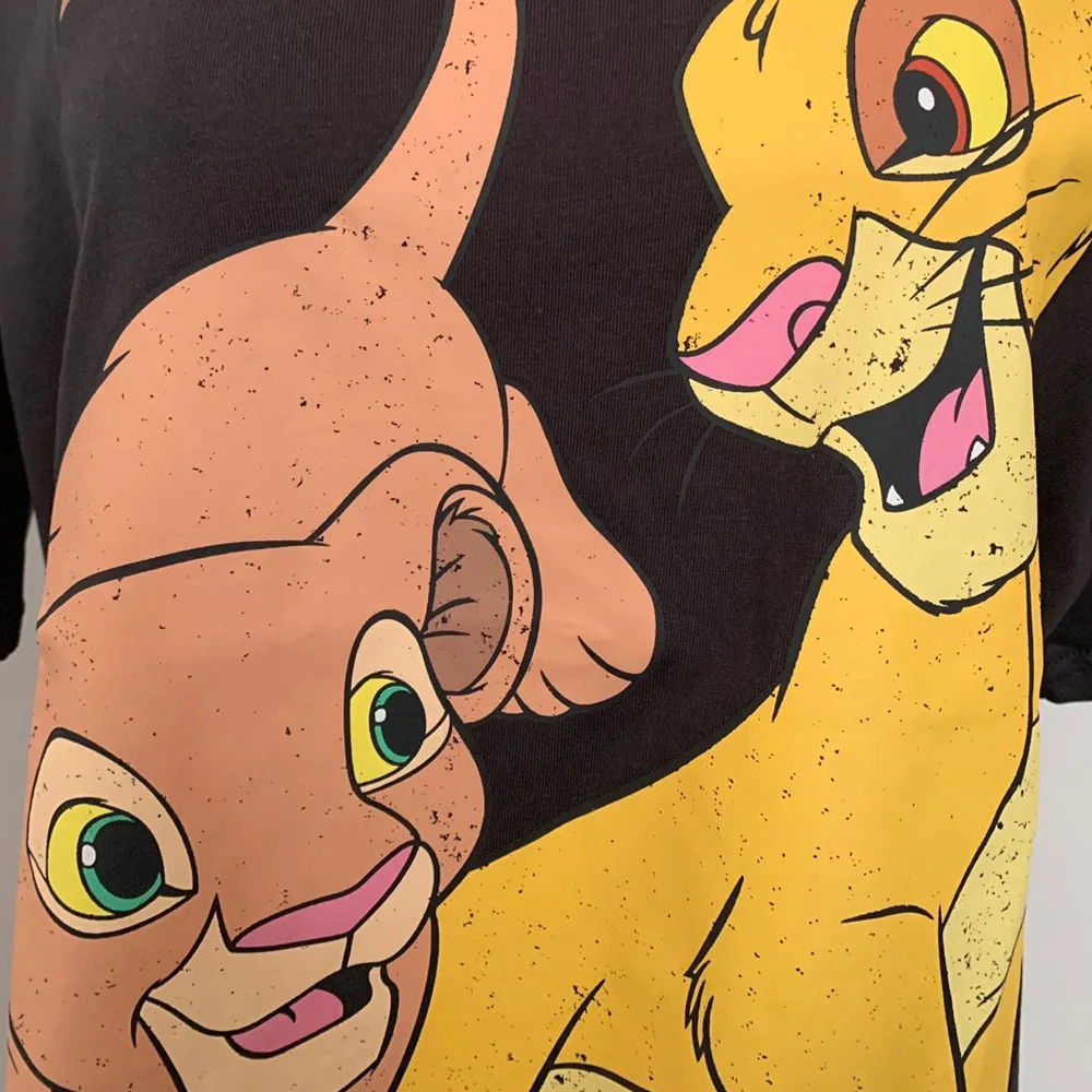 Disney stylowy król lew król dżungli nadruk kreskówkowy T-Shirt O-Neck sweter z krótkim rękawem Casual Fashion Women Tee topy