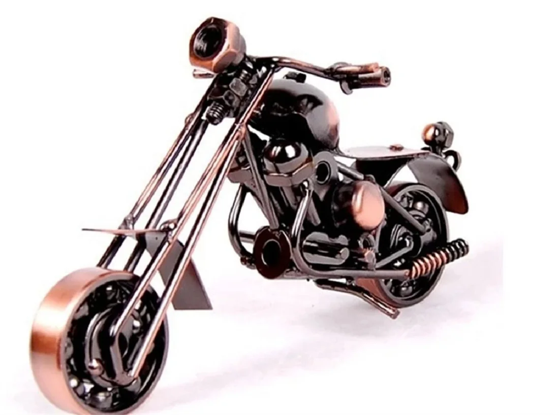 

Motorcycle Model Retro Motor Figurine Metal Decoration Handmade Iron Motorbike Prop Vintage Home Decor Kid Toy