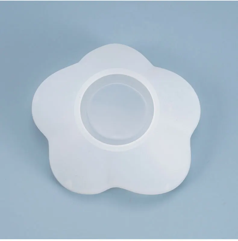 Petal Plate Dish Jewelry Plate DIY Trinket Dish Sauce Dish Small Plate Jewelry Decorations Transparent Eepoxy Resin for Crafts