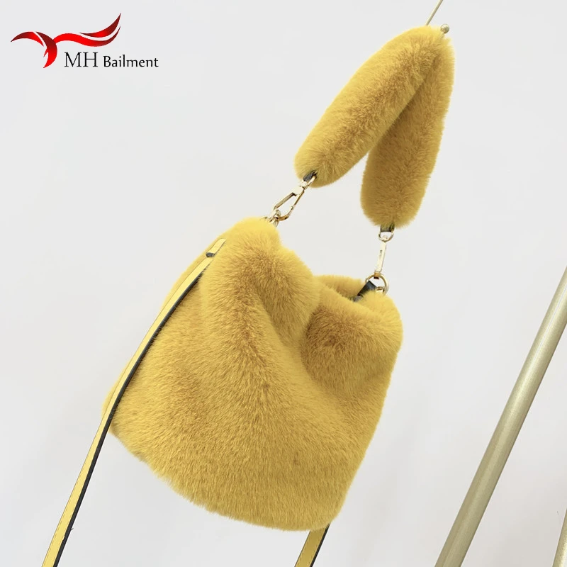 Autumn Winter New Furry Faux Fur Bags, Ladies Shoulder Bags Fashionable Hot-selling Change Diagonal Bags Ladies Outing Handbags