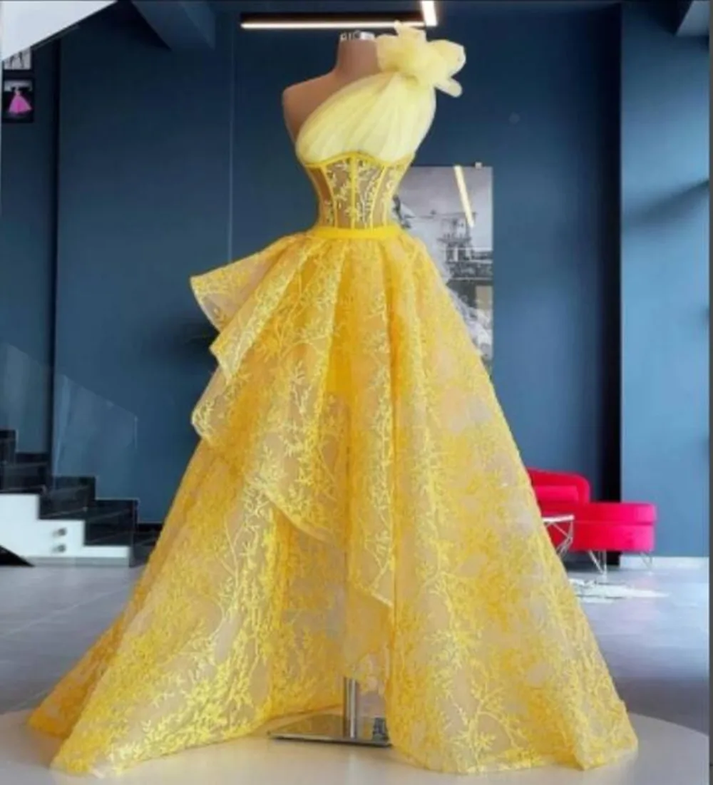 

New Yellow Evening Dresses Sexy One-Shoulder Lace Appliques Prom Dress Custom Made Lace-Up Back Sweep Train Formal Gown