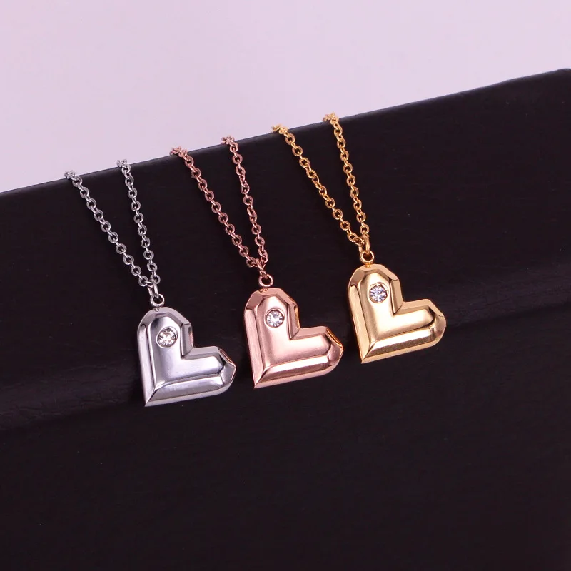 Fashion Hot Selling Stainless Steel Bevel Single Crystal Three-dimensional Peach Heart Pendant Woman Necklace Jewelry Wholesale