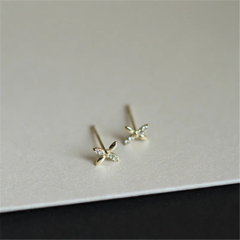 925 Sterling Silver French Simple Pavé Zircon Honeysuckle Flower Stud Earrings Women Trend Charm 14k Gold Plating Jewelry Gift