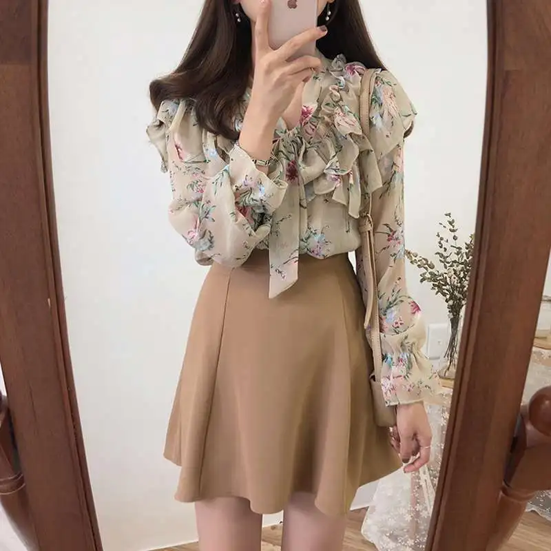 2021 Cute Sweet Bow Tie Tops Hot Sales Women Korean Style Bow Blouses Shirts Female Girls Purple Floral Vintage Top Blouse 2021