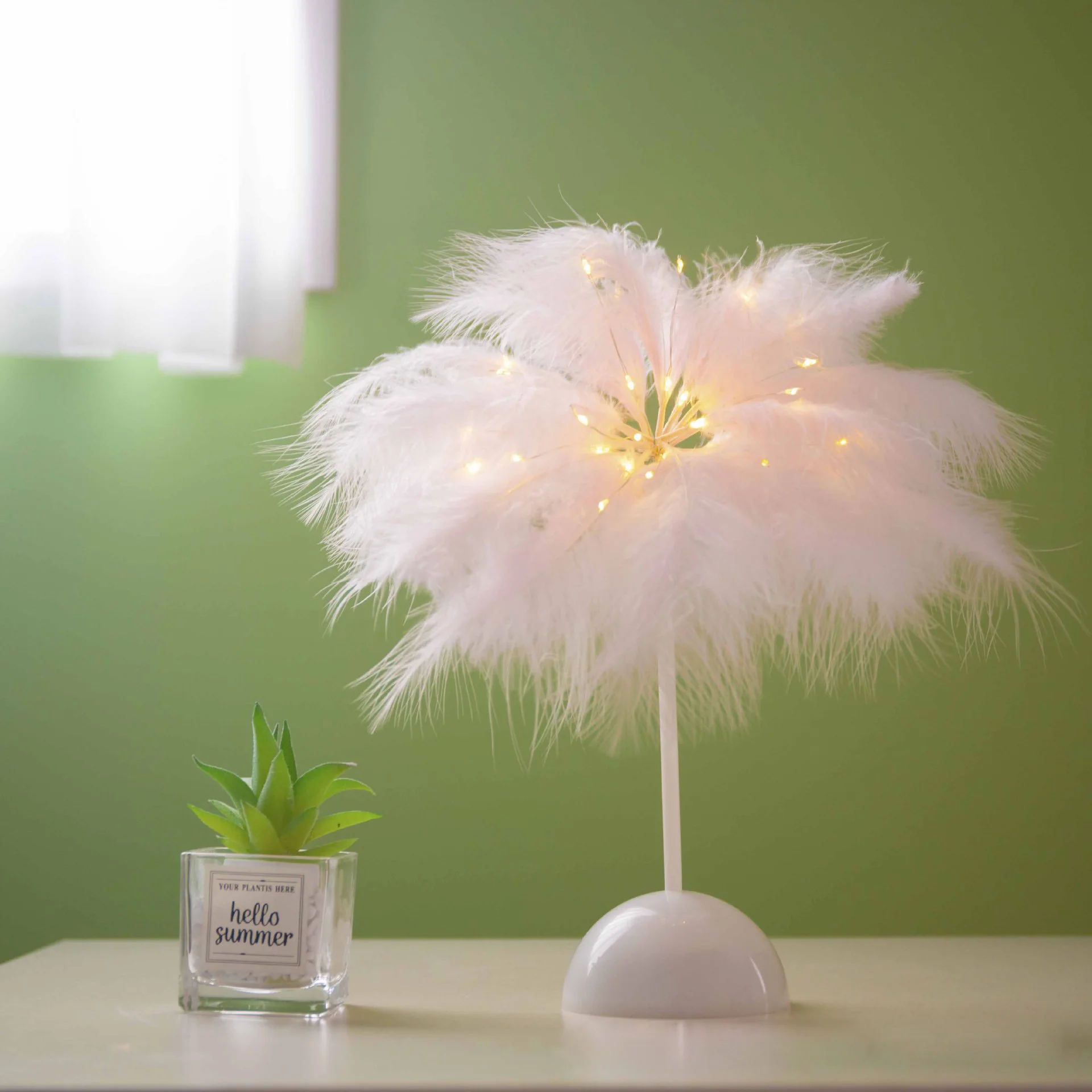 Creative Feather Table Lamp Warm White Light Tree Feather Shape Light 5V Girl LED Wedding Decorative Lights Pink/White Birthday