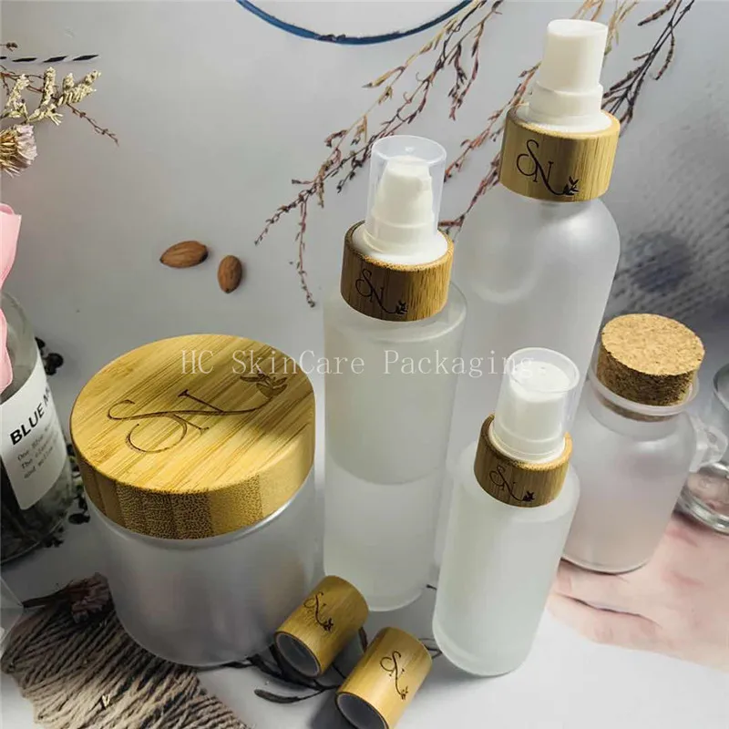 

250ml 100pcs frosted plastic bottles with bamboo lid plastic toner water cap bottle shampoo and conditioner refillable bottle