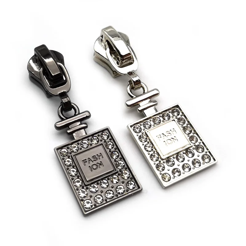 Fashion Rhinestone Embedded 5# Zipper Slider with Perfum Bottls Shape Zipper Pull,20pcs/lot