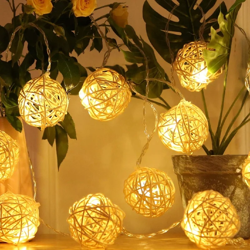 Rattan Ball Christmas Lights String 2.5M 20Leds Warm White Garland 3.2cm Diameter Ball for Holiday Decoration Fairy Lamp Navidad