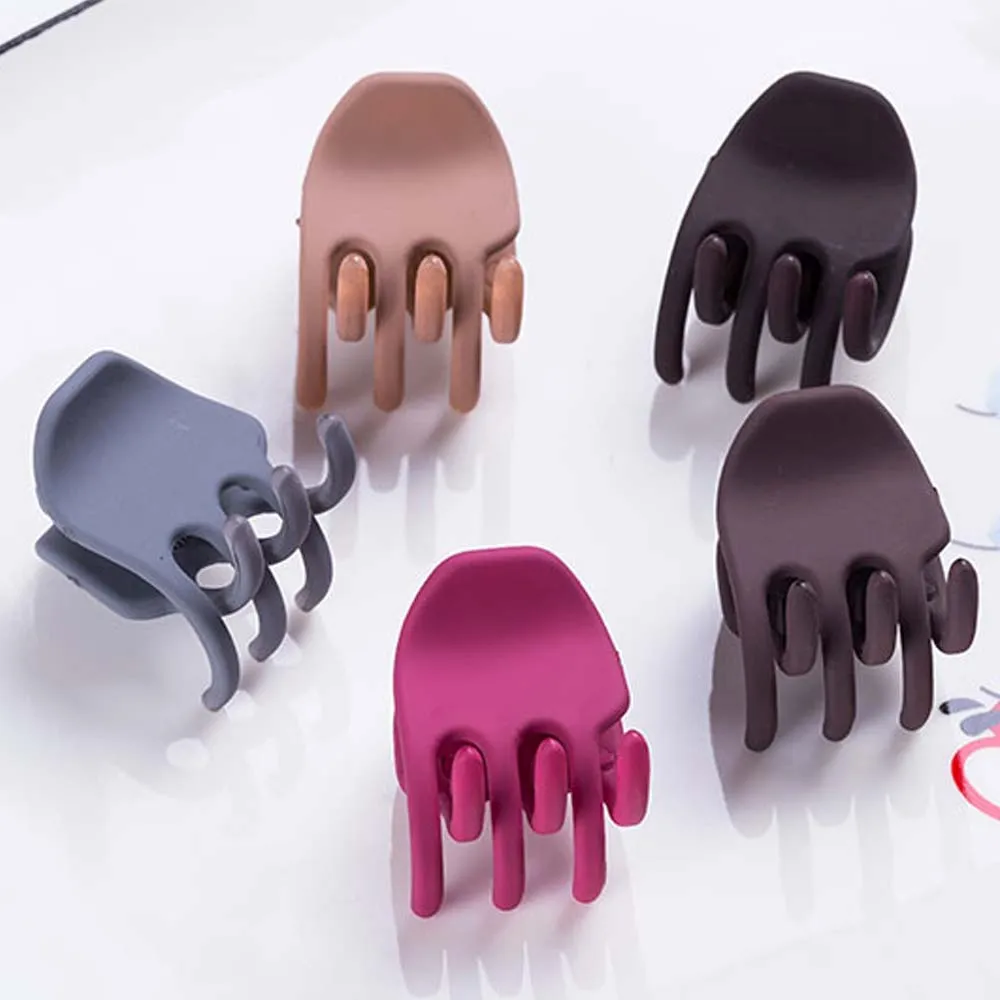 Mini grampo de cabelo garra simples bonito grampos de cabelo plástico preto grampo para senhoras headwear temperamento esfrega ferramentas de estilo