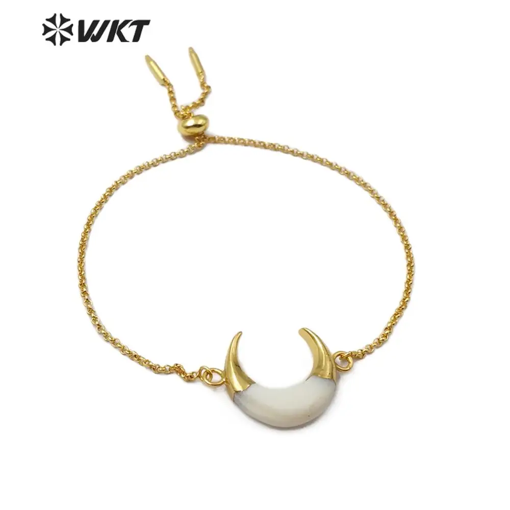 

WT-B500 Natural Shell Bracelet Crescent Shape White Shell Bracelet With Gold Electroplated Chain Fashion Woman Shell Jewelry