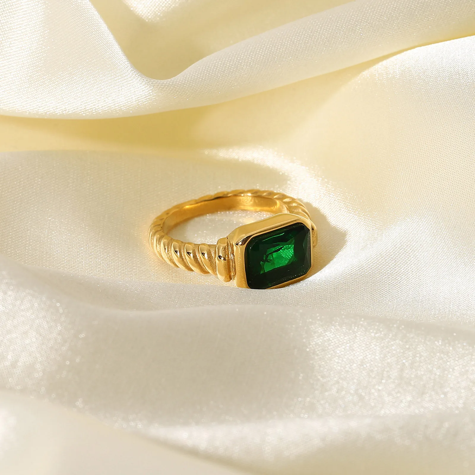 1 PC Stainless Steel Multicolour Cubic Zirconia Ring Gold Color Unadjustable Rings Spiral Rectangle For Women