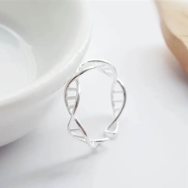Creative DNA Double Helix Twist Adjustable Ring for Women Girl