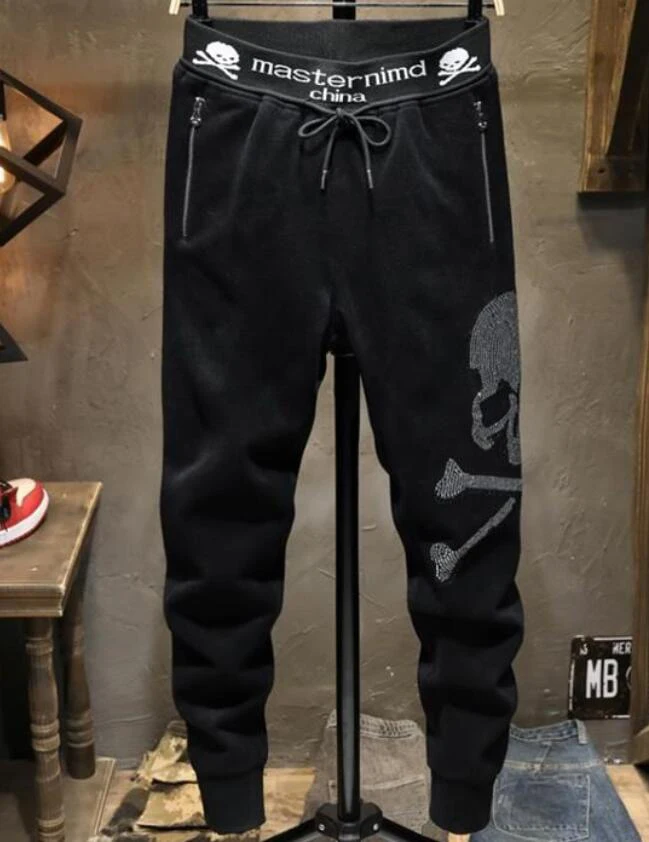 Rhinestones Skull pants Anime Graphic design Men Fashion Streetwear pant Slim hot sale trousers