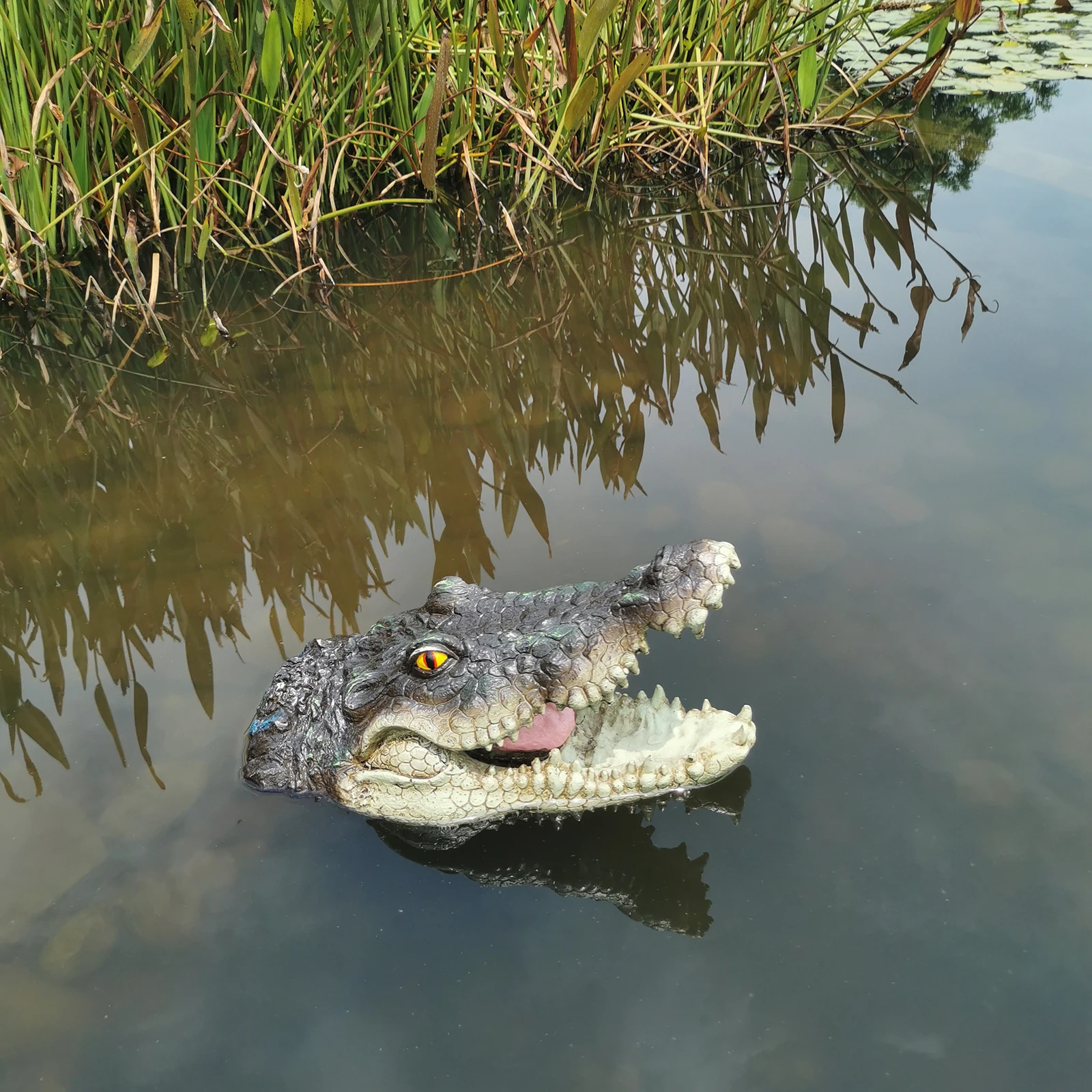 Simulation Alligator Floating Crocodile Head Decoy Water Bait for Outdoor Pool Alligator Decoy Garden Accessories Home Decor