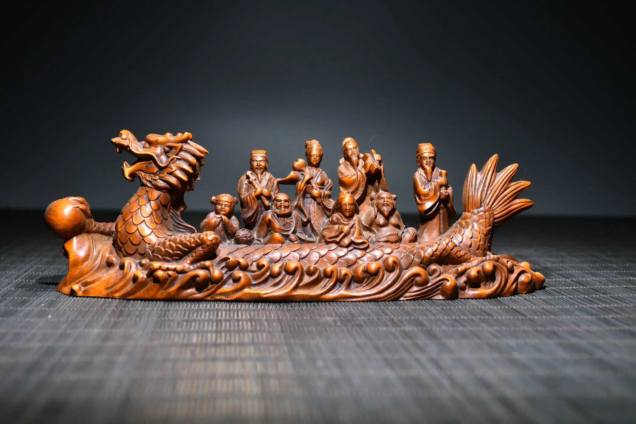 

8"Tibetan Temple Collection Old Boxwood Dragon Boat Eight Immortals Crossing the Sea statue Worship Hall Town house Exorcism