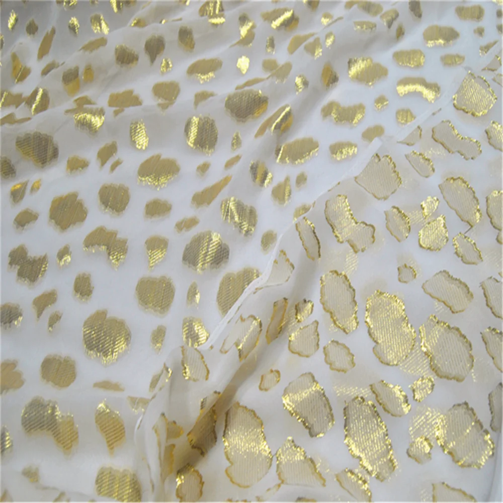 Hot Sale Newest Cloud Design Popular Great Quality Smooth Feeling Material Silk Metallic Lurex Fabric for Cloth