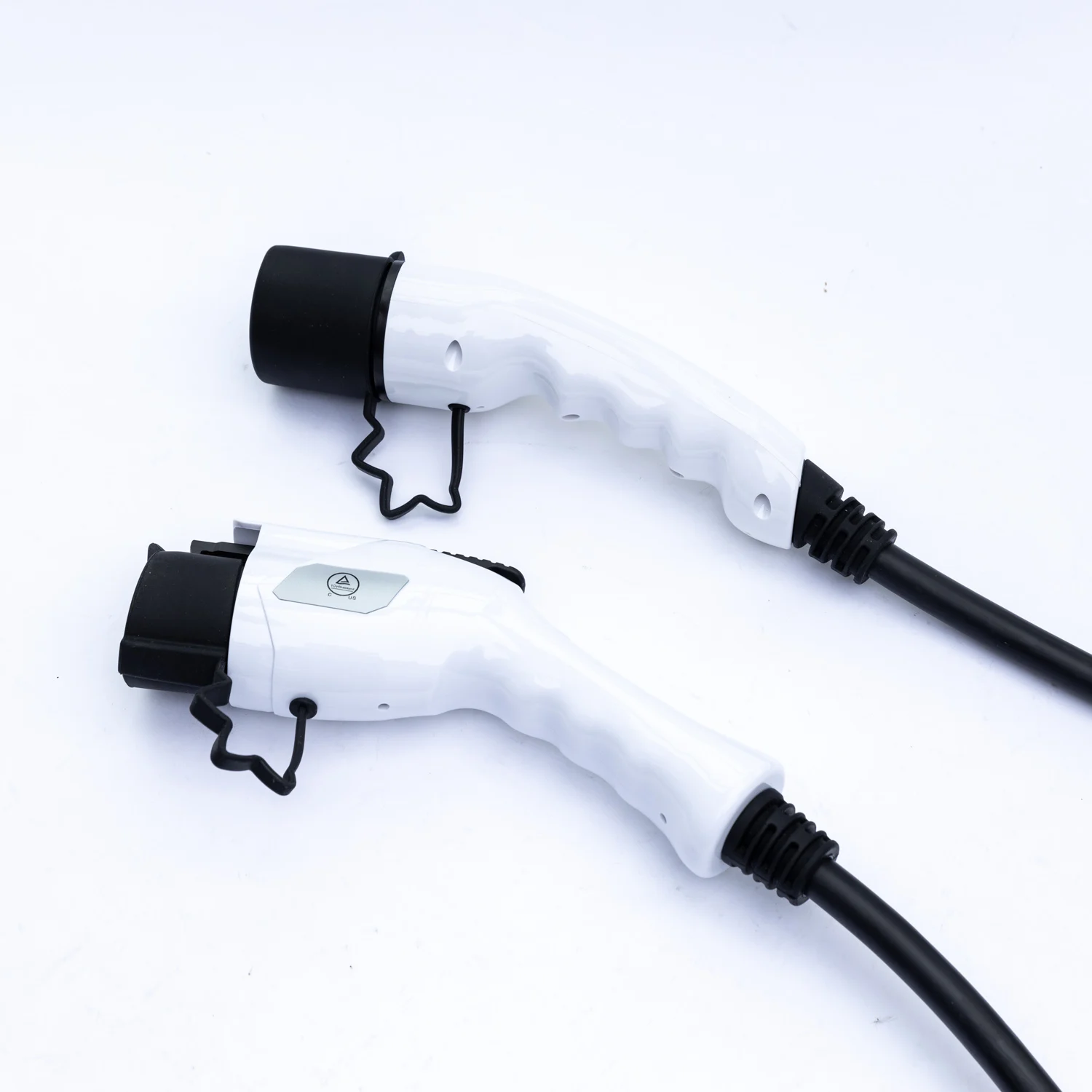 High Quality 32A Electric Vehicle Charger Charging Cable 7kW Type1 to Type2 SAE j1772 AC Electric Vehicle Charging Station